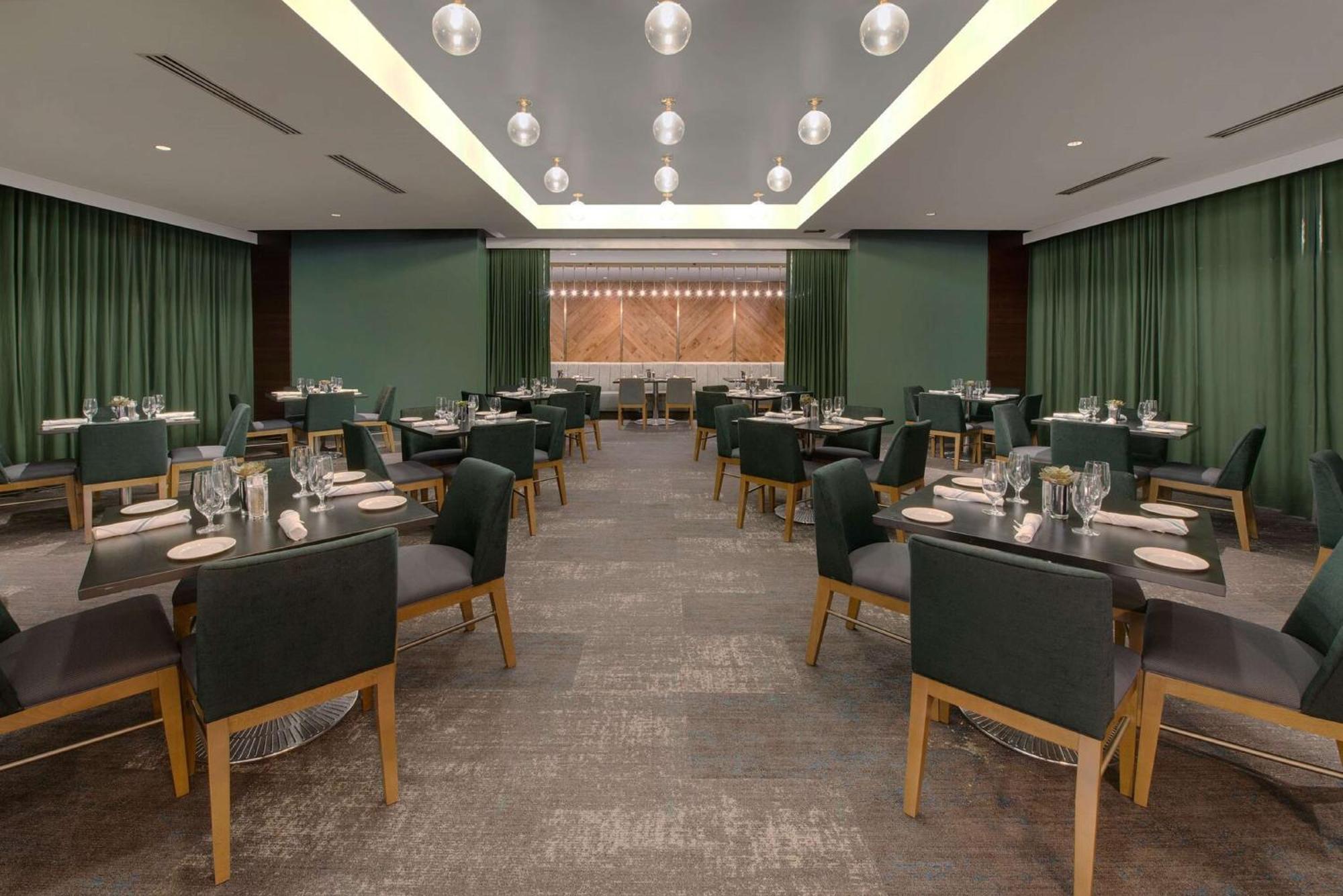 Hilton Atlanta Hotell Eksteriør bilde